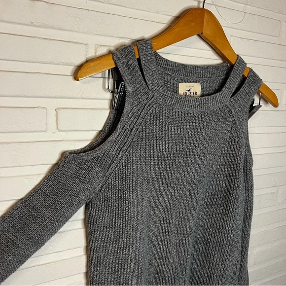Hollister Gray Cold Shoulder Cotton Sweater, Women’s Size Extra Small - Picture 6 of 7